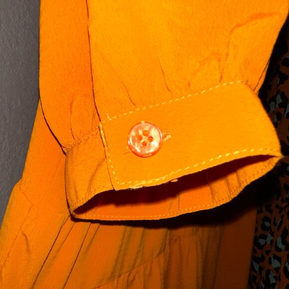 Millennial Pink Tangerine Tiered Puff Sleeve V Neck Dress - Medium - Picture 7 of 9